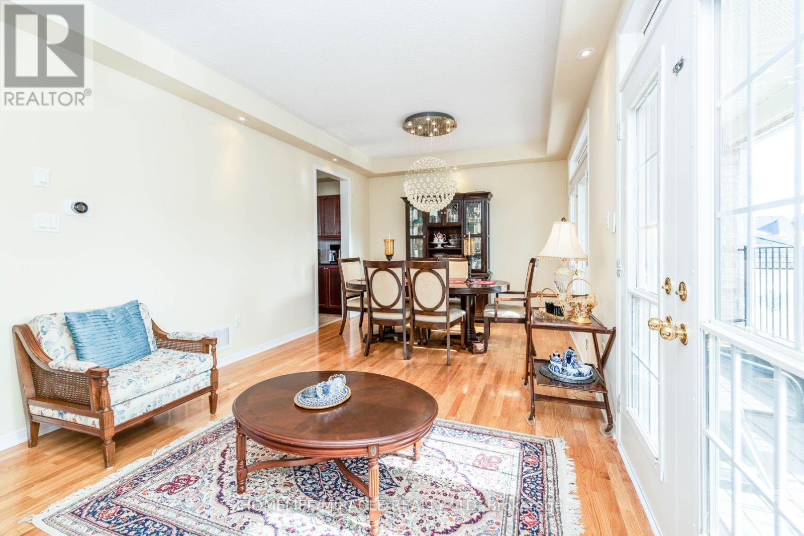 8 Solway Crescent, Ajax, Ontario  L1Z 0A7 - Photo 7 - E12543322