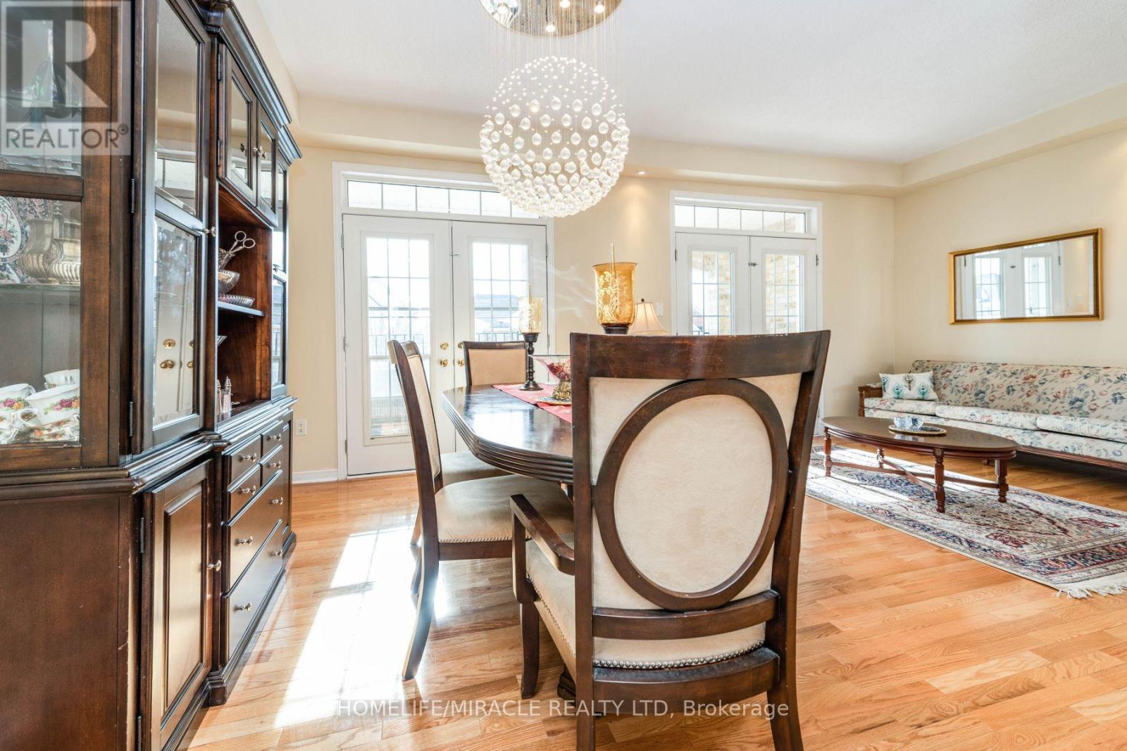 8 Solway Crescent, Ajax, Ontario  L1Z 0A7 - Photo 8 - E12543322