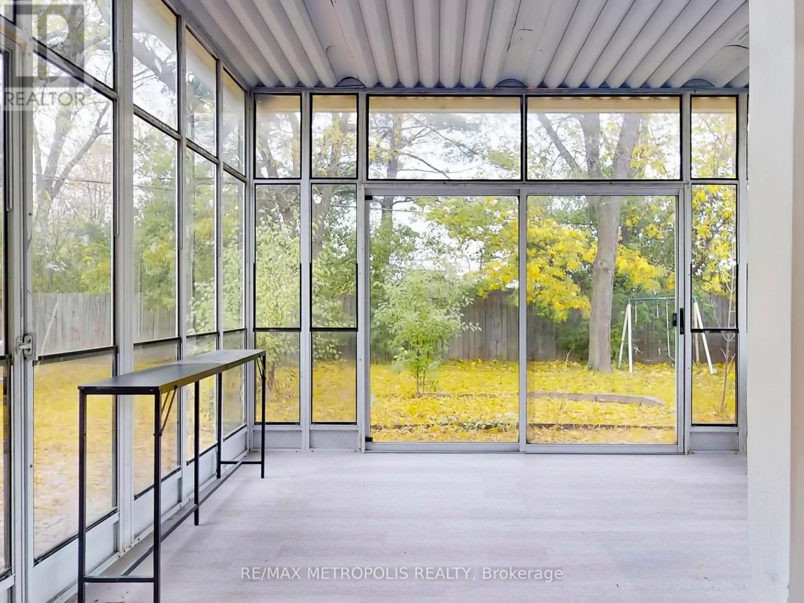 Main - 575 Third Line, Oakville, Ontario L6L 4A8 - Photo 34 - W12468003