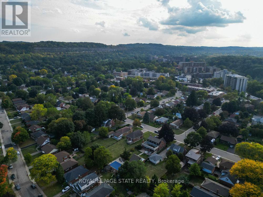 37 Lower Horning Road, Hamilton, Ontario  L8S 3E9 - Photo 46 - X12474213