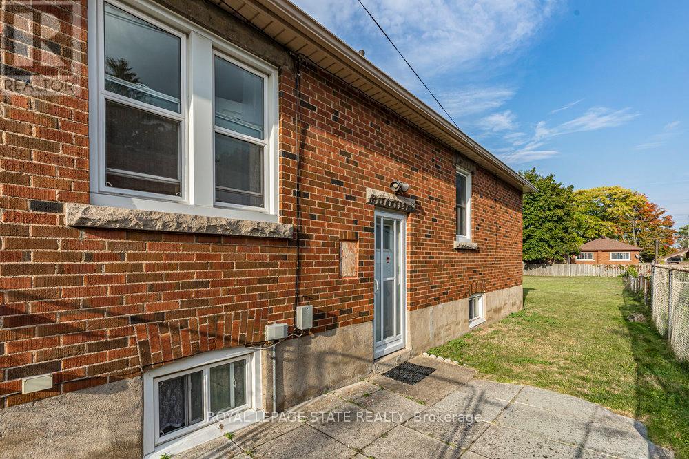 37 Lower Horning Road, Hamilton, Ontario  L8S 3E9 - Photo 40 - X12474213