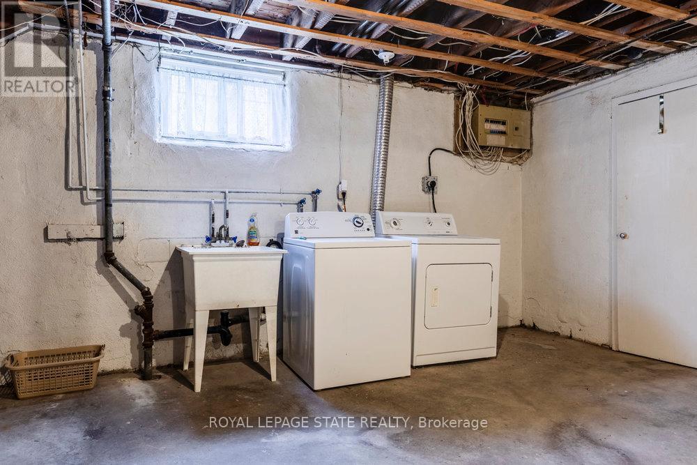 37 Lower Horning Road, Hamilton, Ontario  L8S 3E9 - Photo 35 - X12474213