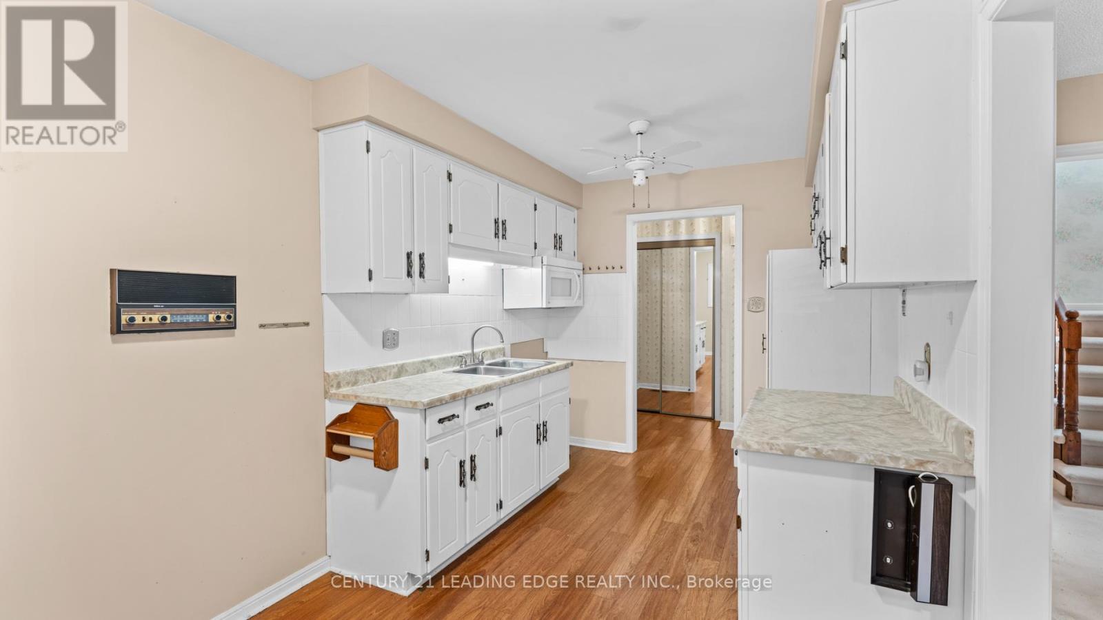 15 Radford Crescent, Markham, Ontario  L3P 4A2 - Photo 6 - N12543328