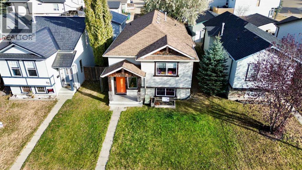27 Jacobs Close, Red Deer, Alberta  T4P 4C8 - Photo 4 - A2270417