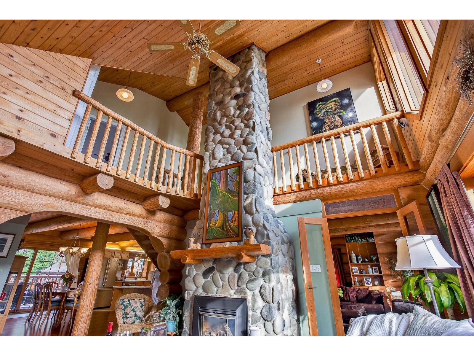 16937 0 Avenue, Surrey, British Columbia  V3Z 9N9 - Photo 9 - R3066929