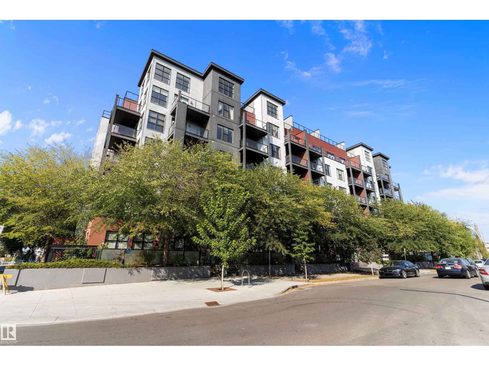 #110 10518 113 ST NW, Edmonton, Alberta