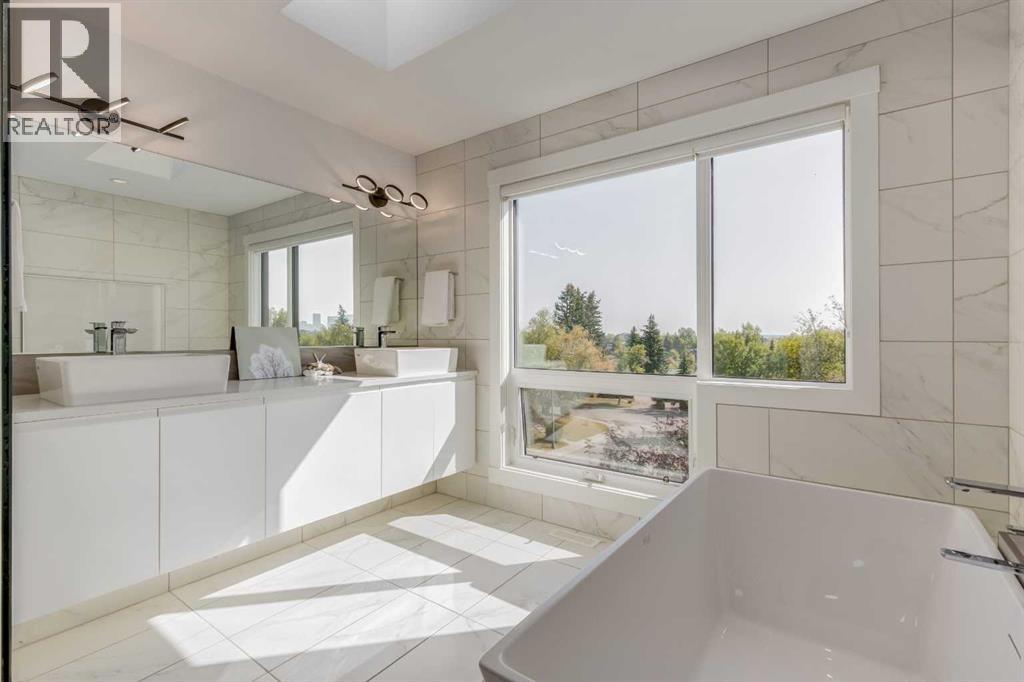 27 Hendon Place Nw, Calgary, Alberta  T2K 2A2 - Photo 35 - A2257252