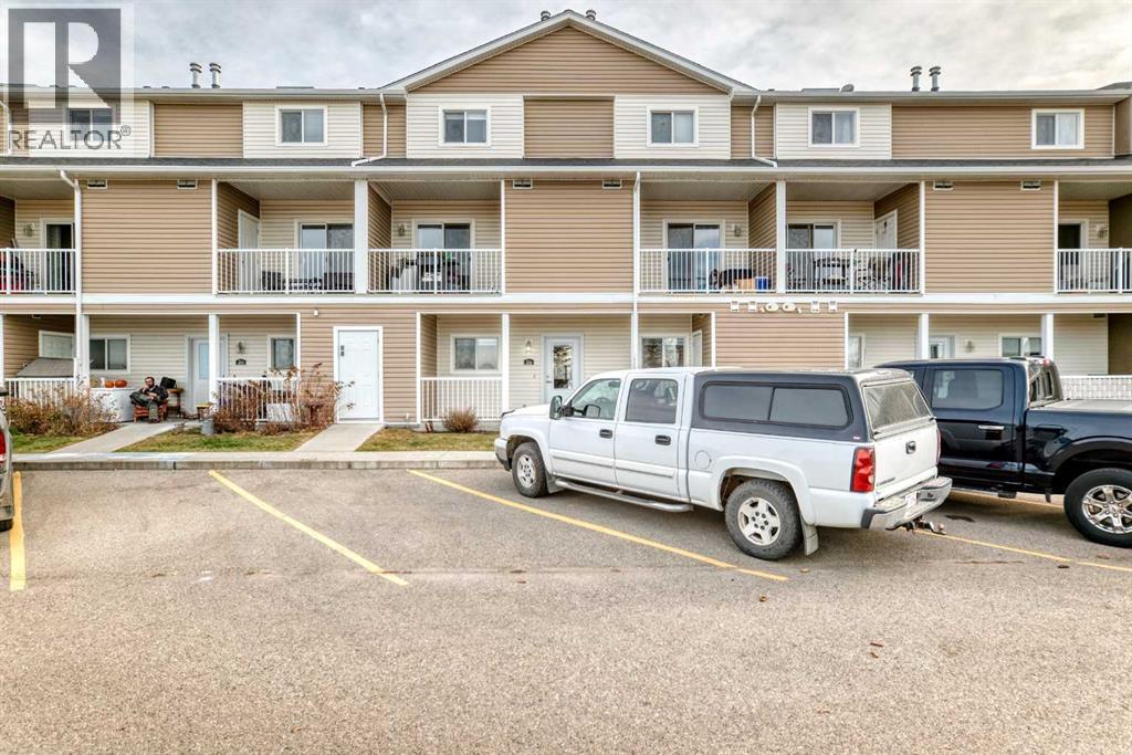 415 Sunrise Terrace Ne, High River, Alberta  T1V 0C4 - Photo 2 - A2270256