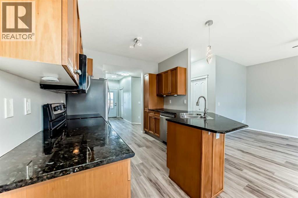 415 Sunrise Terrace Ne, High River, Alberta  T1V 0C4 - Photo 8 - A2270256