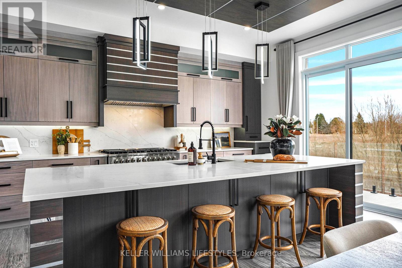 7128 Silver Creek Circle, London South, Ontario  N6P 0G9 - Photo 12 - X12543400