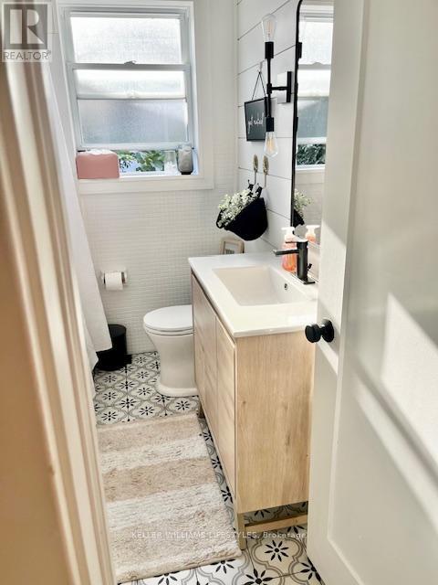 44 Highway Avenue, London South, Ontario  N6C 2K5 - Photo 13 - X12543404