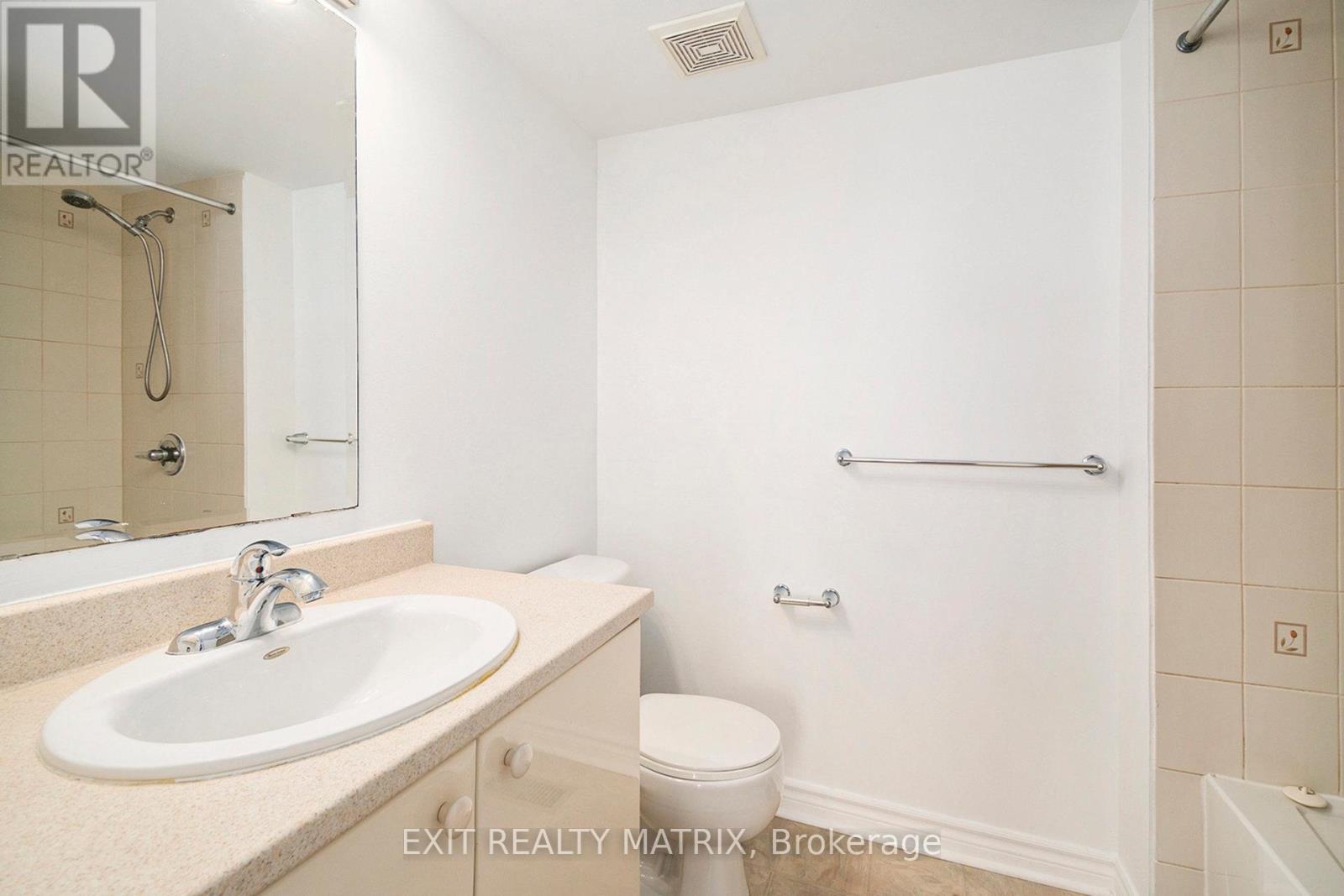 43 - 594 Lakeridge Drive, Ottawa, Ontario  K4A 0H4 - Photo 9 - X12543392