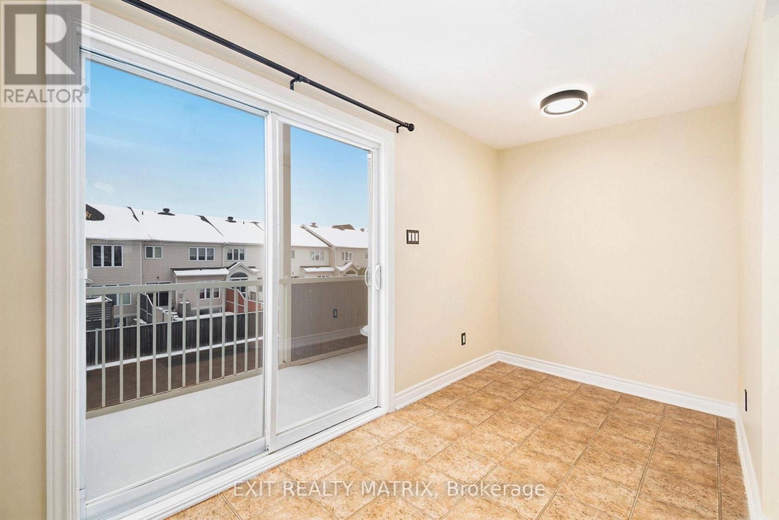 43 - 594 Lakeridge Drive, Ottawa, Ontario  K4A 0H4 - Photo 5 - X12543394