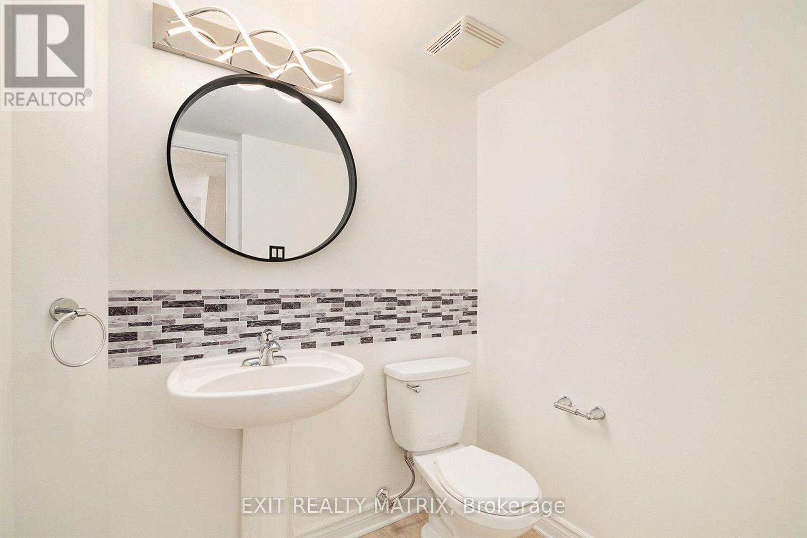 43 - 594 Lakeridge Drive, Ottawa, Ontario  K4A 0H4 - Photo 6 - X12543394