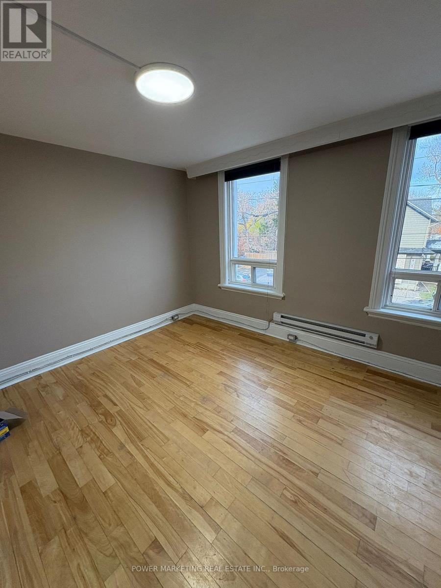 684 Bronson Avenue, Ottawa, Ontario  K1S 4E9 - Photo 8 - X12543416