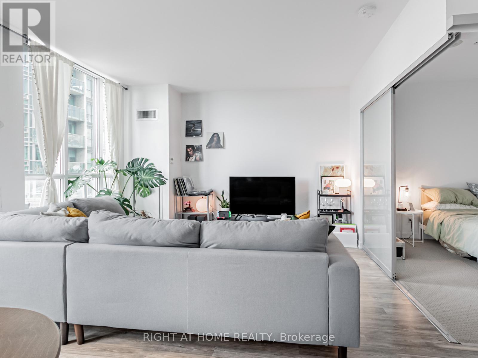 1507 - 69 Lynn Williams Street, Toronto, Ontario M6K 3R7 - Photo 9 - C12474425