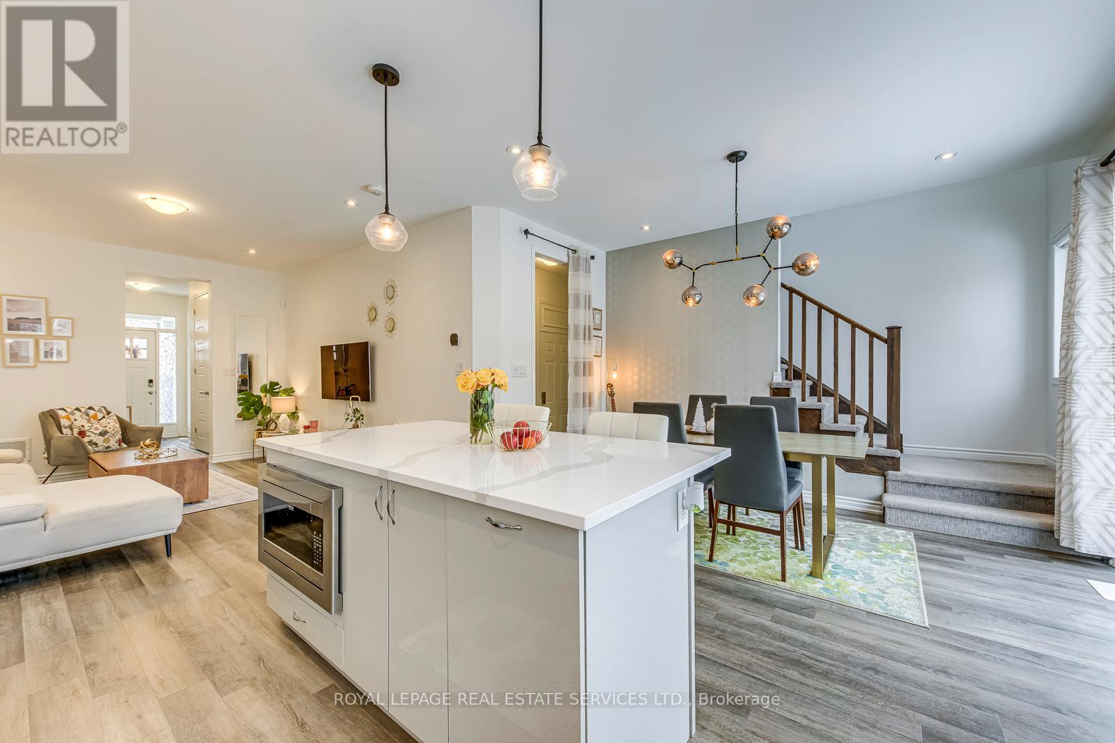 804 Aspen Terrace, Milton, Ontario  L9E 1S3 - Photo 12 - W12539788