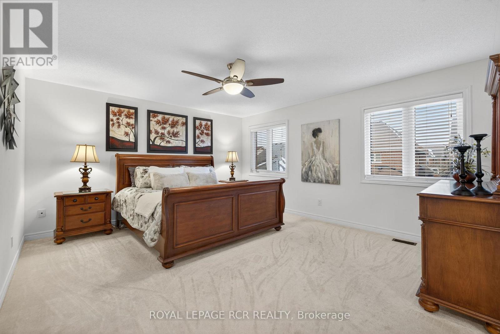 62 Paisley Green Avenue, Caledon, Ontario  L7C 3S1 - Photo 16 - W12543240