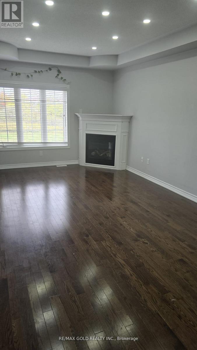 34 Leadership Drive, Brampton, Ontario  L6Y 5T9 - Photo 4 - W12543364