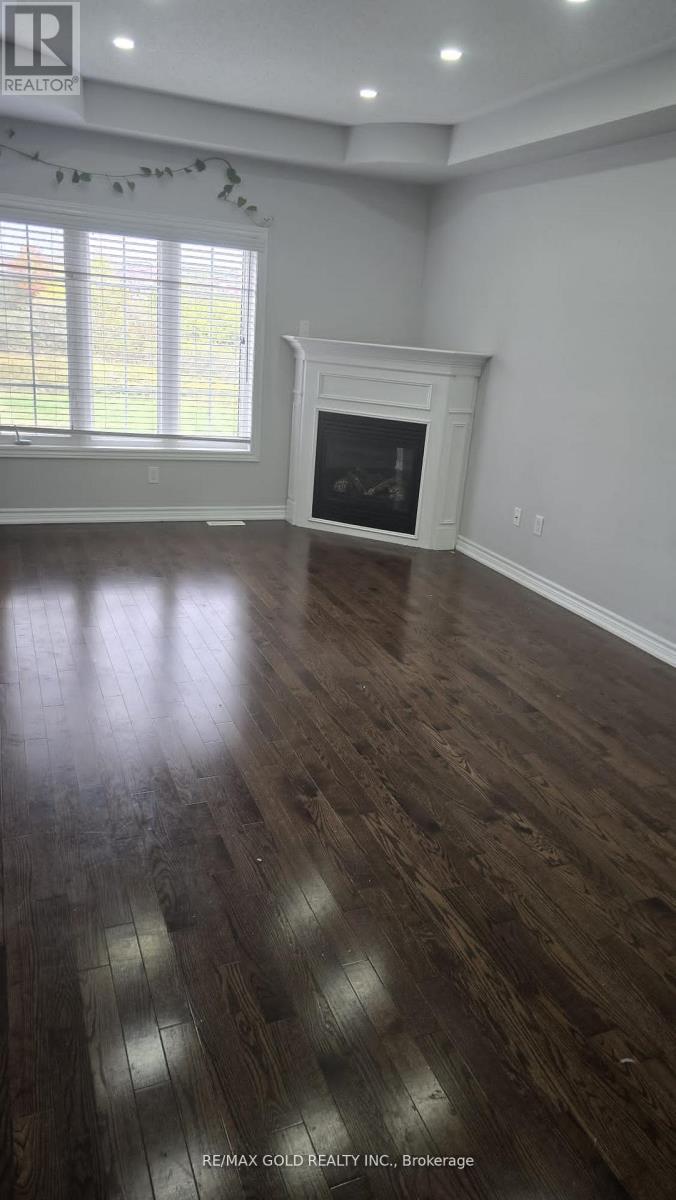 34 Leadership Drive, Brampton, Ontario  L6Y 5T9 - Photo 5 - W12543364