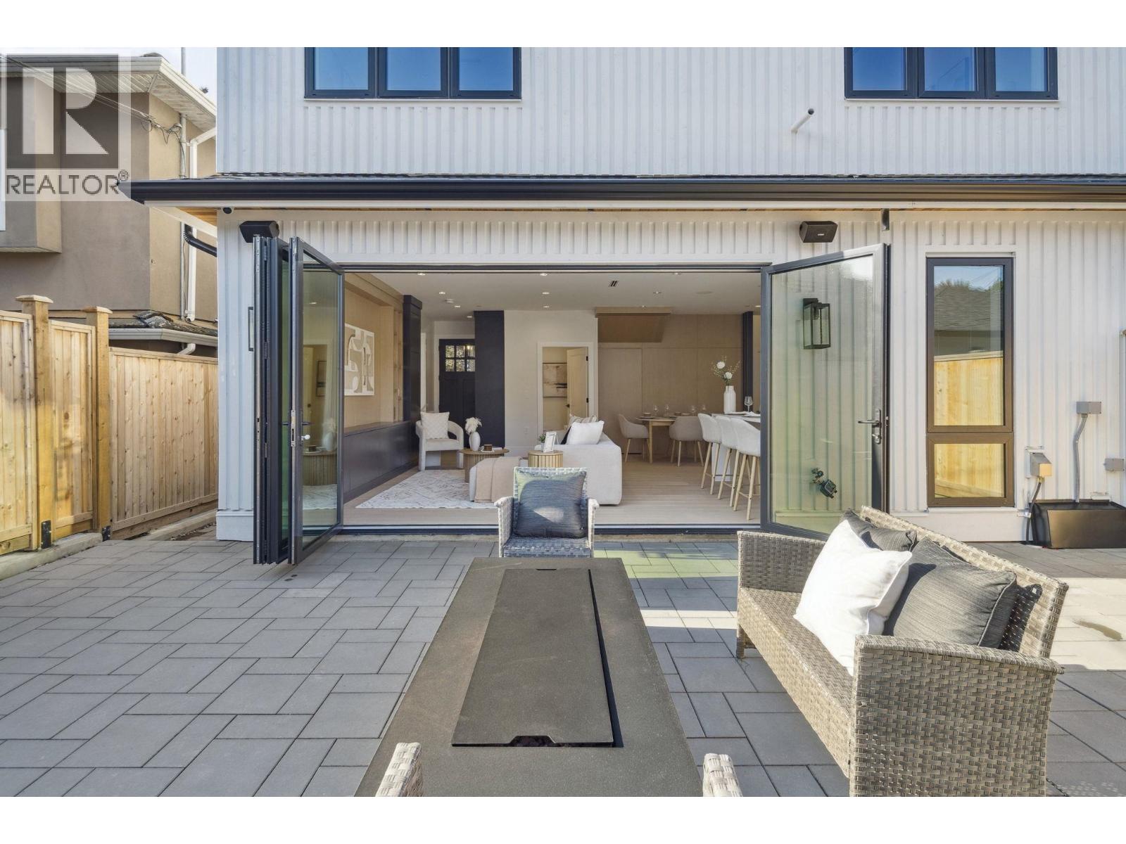 #2 2244 E 11th Avenue, Vancouver, British Columbia  V5N 1Z6 - Photo 14 - R3067325