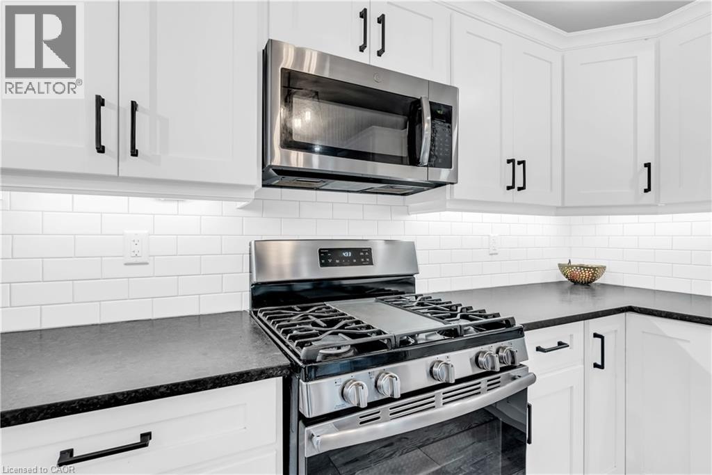 324 East 43rd Street, Hamilton, Ontario  L8T 3C7 - Photo 10 - 40781759