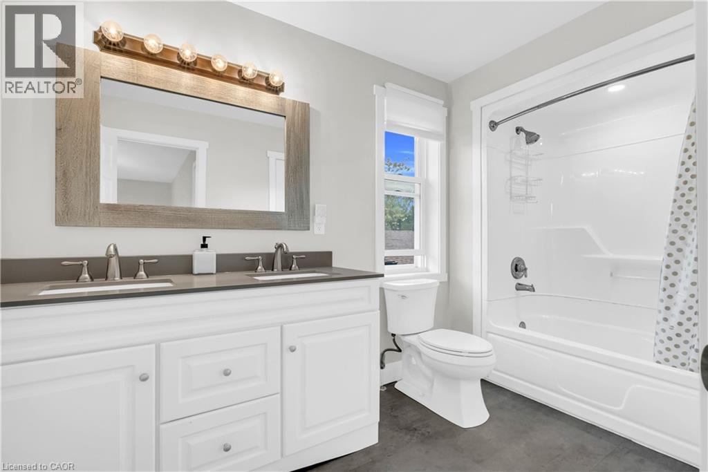 324 East 43rd Street, Hamilton, Ontario  L8T 3C7 - Photo 21 - 40781759