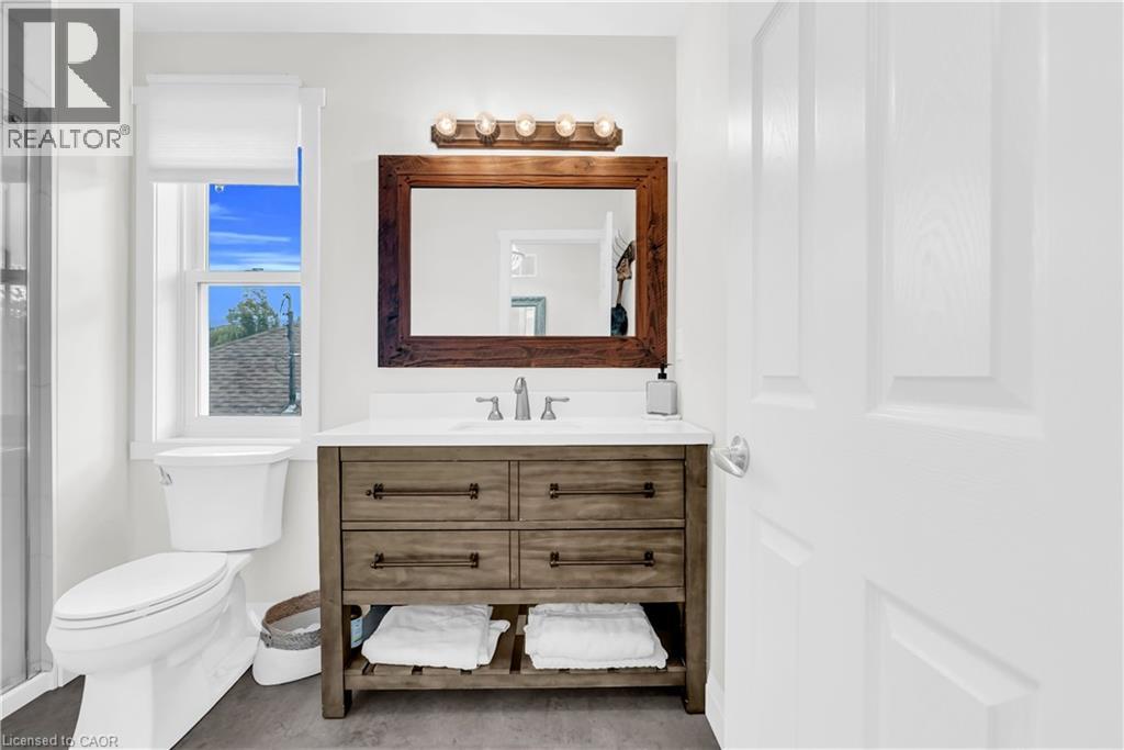 324 East 43rd Street, Hamilton, Ontario  L8T 3C7 - Photo 15 - 40781759