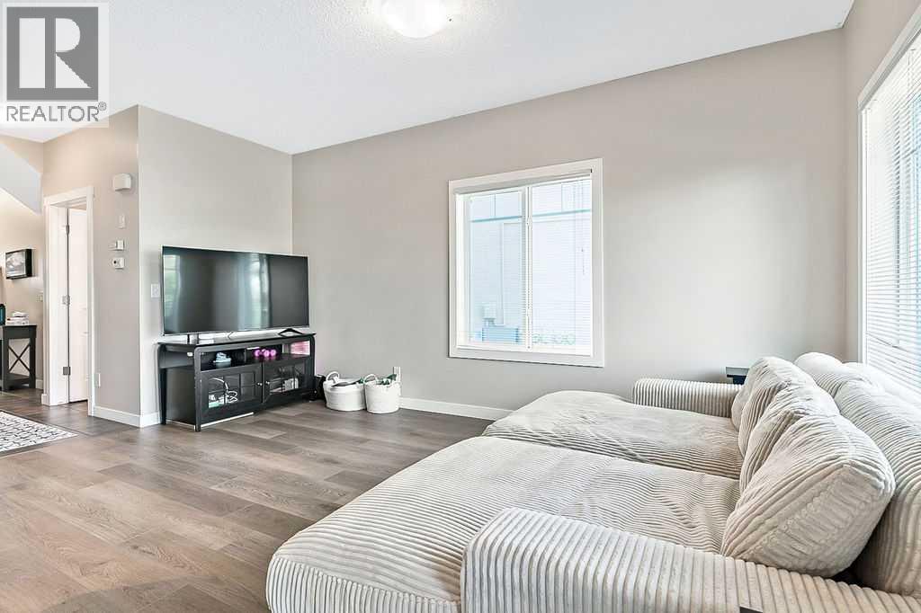 11 Cimarron Vista Gardens, Okotoks, Alberta  T1S 0G2 - Photo 15 - A2240506