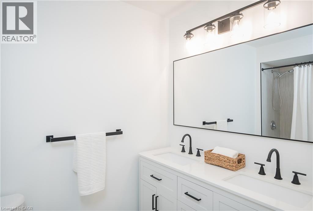 1346 Colonsay Drive, Burlington, Ontario  L7P 2T9 - Photo 26 - 40788099