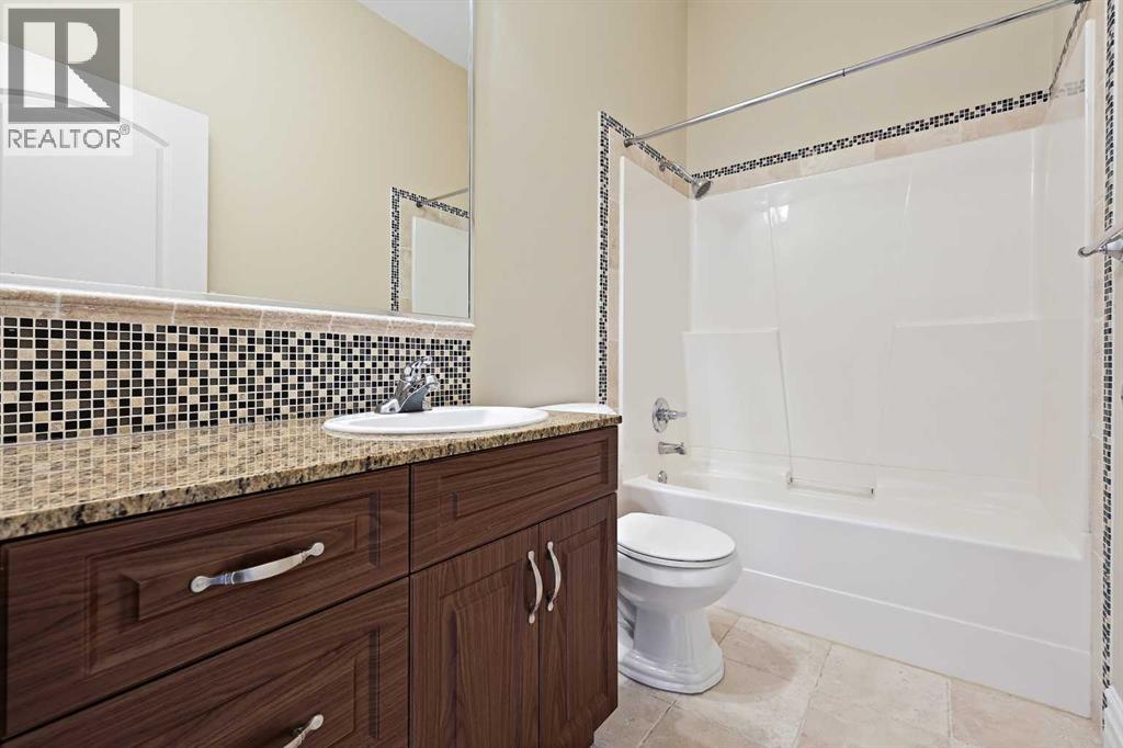 49 Royal Highland Road Nw, Calgary, Alberta  T3G 4Y5 - Photo 28 - A2254504