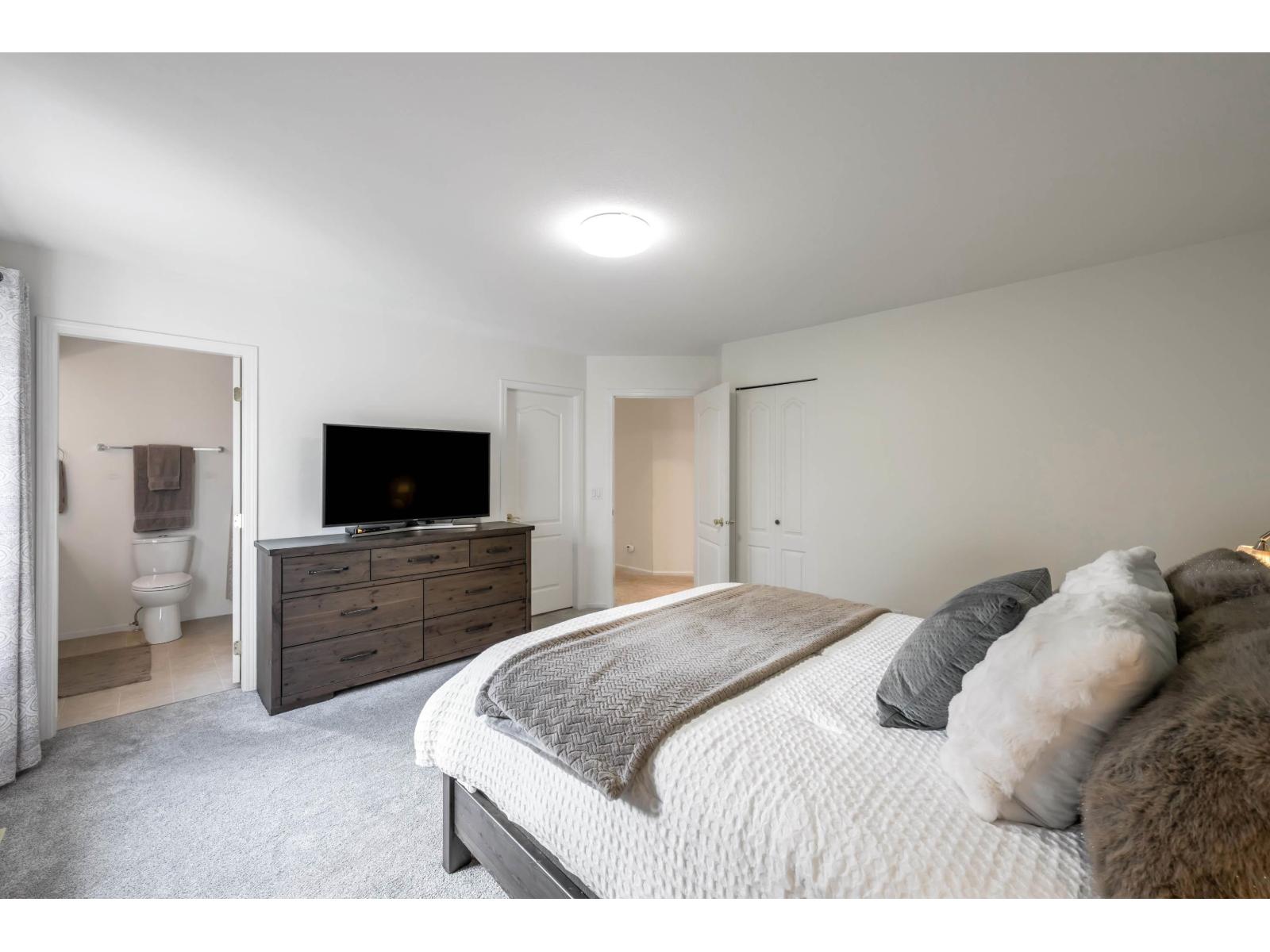 21605 47a Avenue, Langley, British Columbia V3A 8S2 - Photo 25 - R3066943