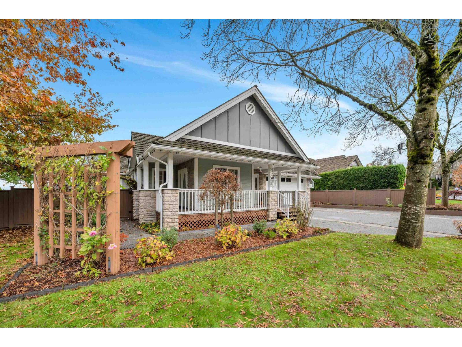 21605 47a Avenue, Langley, British Columbia V3A 8S2 - Photo 2 - R3066943