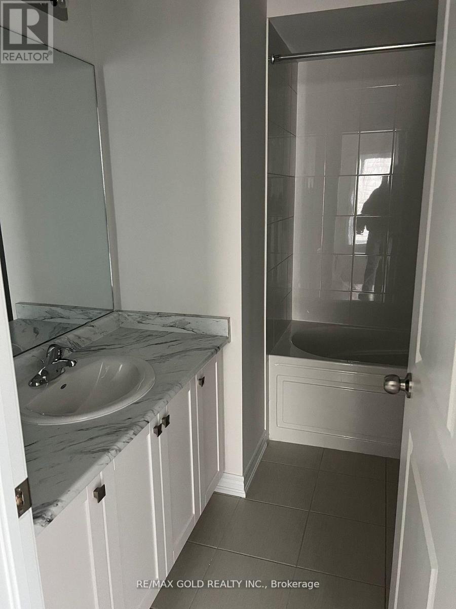 148 Limestone Lane, Shelburne, Ontario  L9V 3Y3 - Photo 18 - X12543340