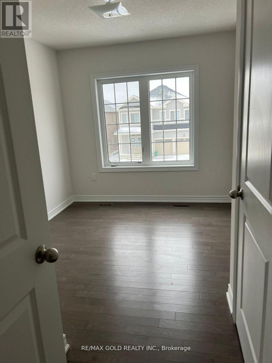 148 Limestone Lane, Shelburne, Ontario  L9V 3Y3 - Photo 3 - X12543340