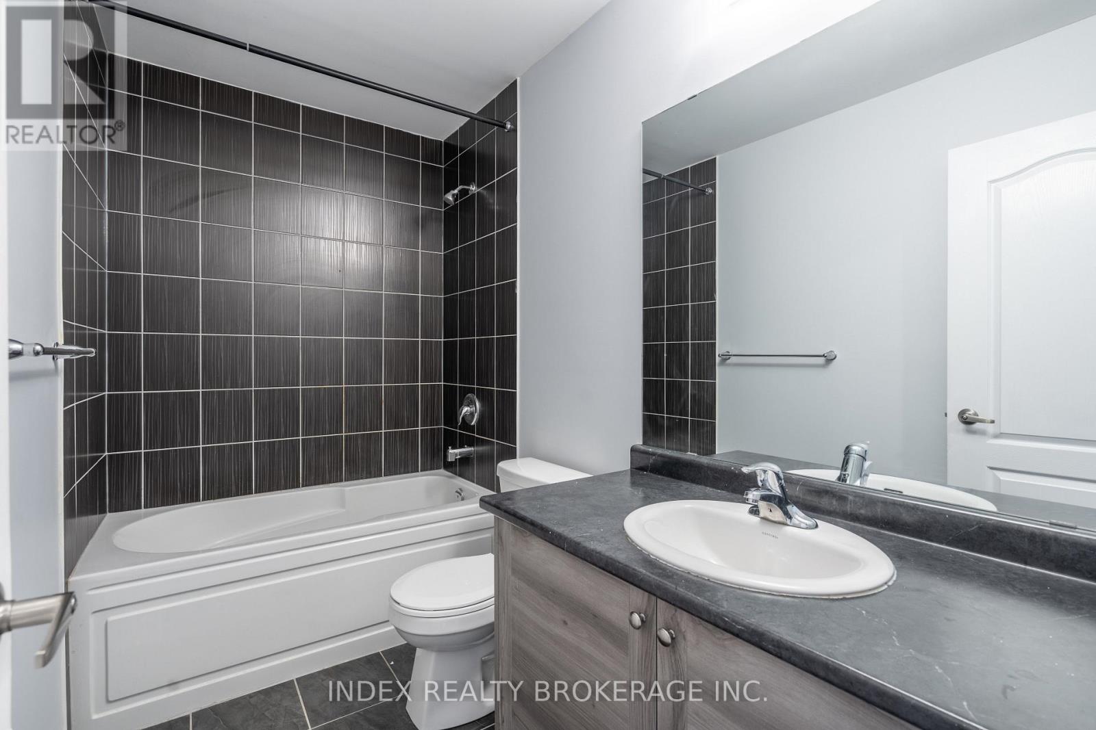 49 Ever Sweet Way, Thorold, Ontario  L2V 0K9 - Photo 38 - X12543352