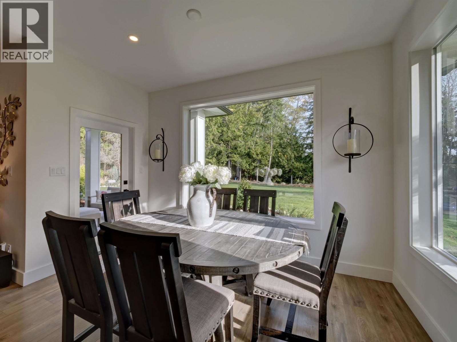 1414 Sunrise Place, Gibsons, British Columbia  V0N 1V5 - Photo 25 - R3067314