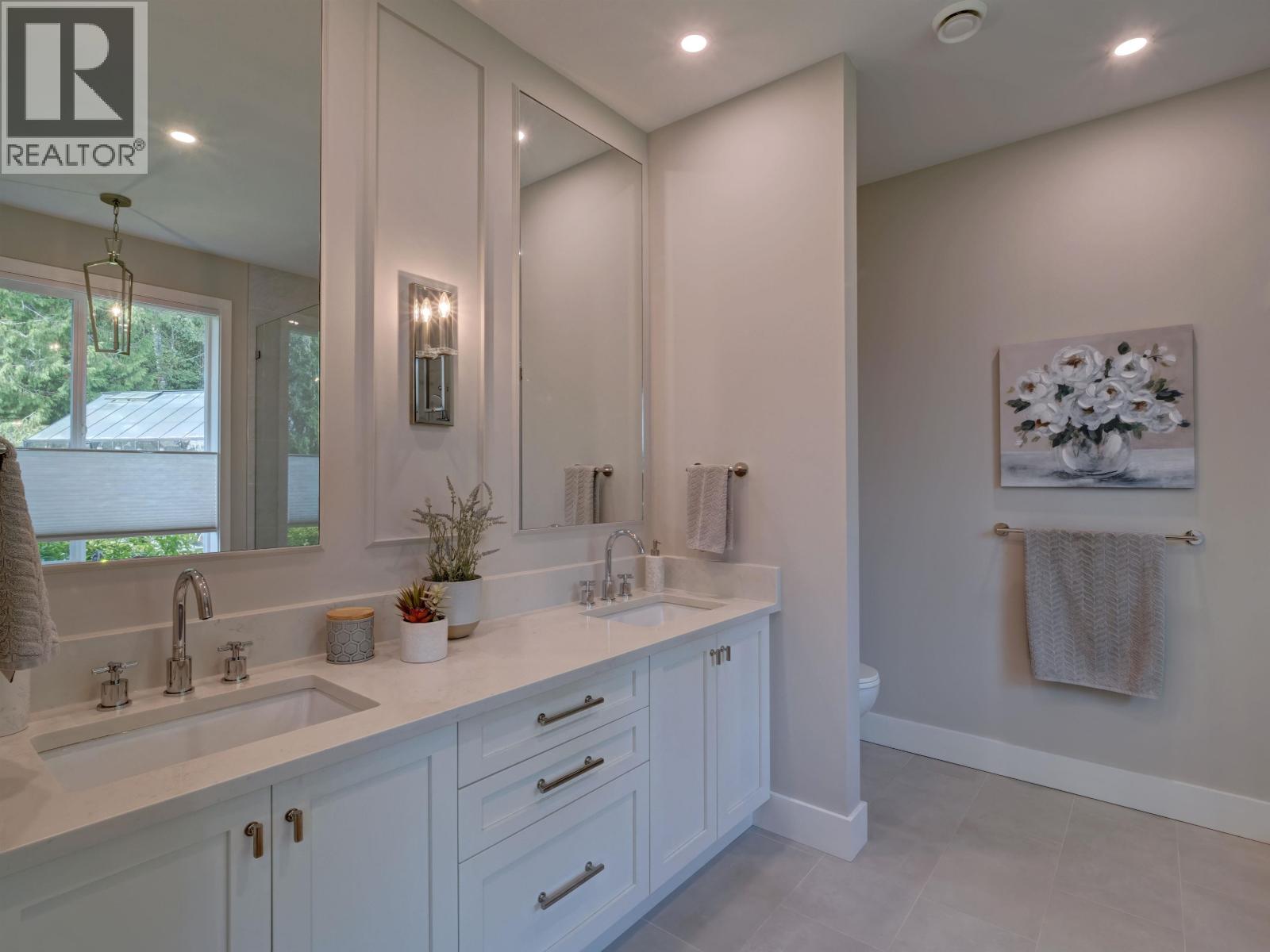 1414 Sunrise Place, Gibsons, British Columbia  V0N 1V5 - Photo 30 - R3067314