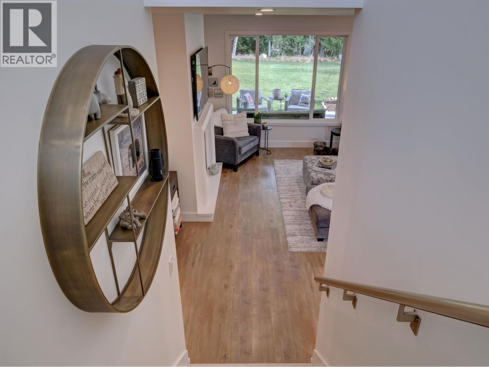 1414 Sunrise Place, Gibsons, British Columbia  V0N 1V5 - Photo 34 - R3067314