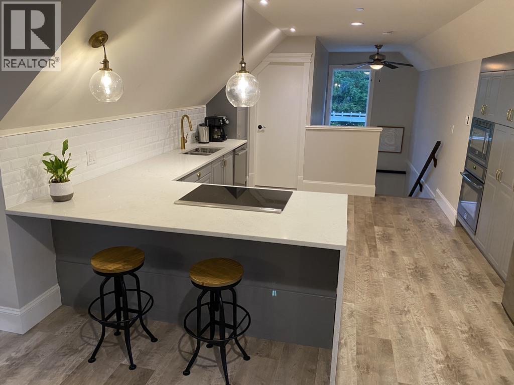 1462 Crystal Creek Drive, Anmore, British Columbia  V3H 0A3 - Photo 35 - R3067340