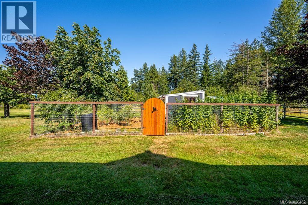 6392 Island Hwy N, Courtenay, British Columbia  V9J 1T7 - Photo 14 - 1020462
