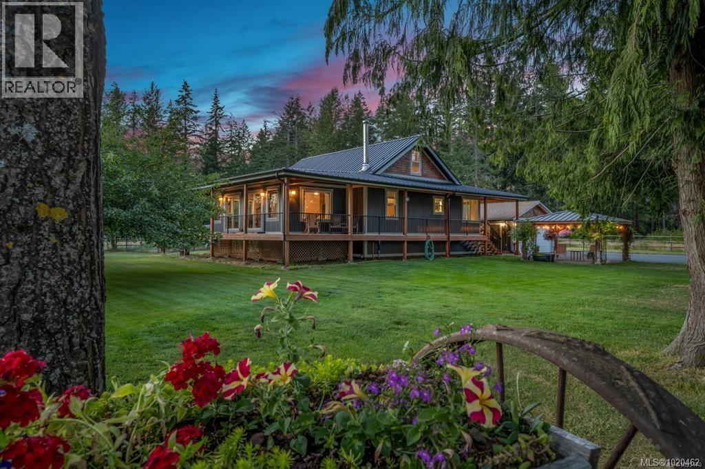 6392 Island Hwy N, Courtenay, British Columbia  V9J 1T7 - Photo 2 - 1020462