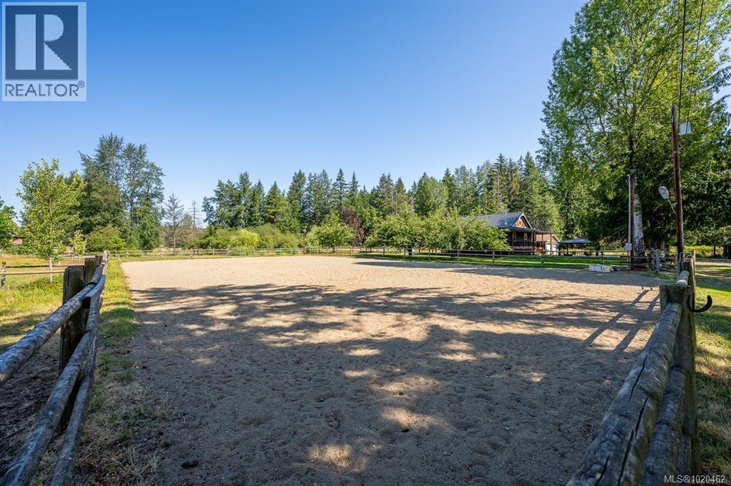 6392 Island Hwy N, Courtenay, British Columbia  V9J 1T7 - Photo 17 - 1020462