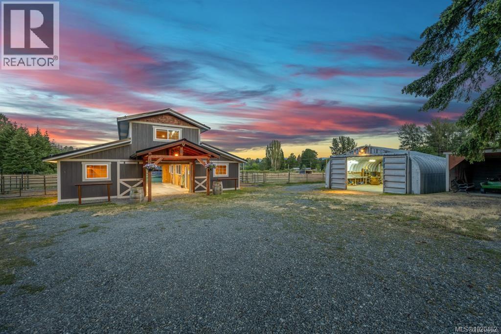 6392 Island Hwy N, Courtenay, British Columbia  V9J 1T7 - Photo 3 - 1020462