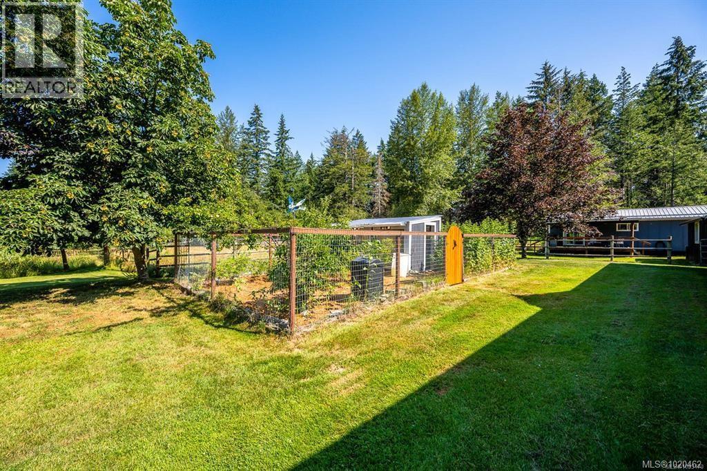 6392 Island Hwy N, Courtenay, British Columbia  V9J 1T7 - Photo 29 - 1020462