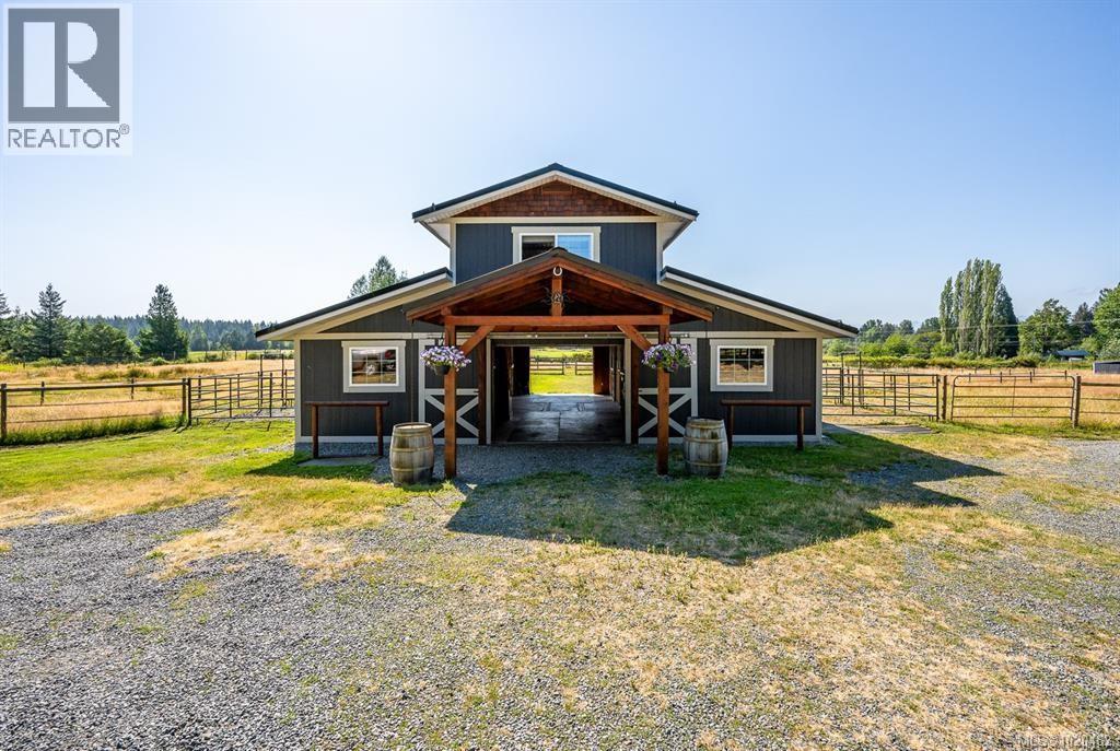 6392 Island Hwy N, Courtenay, British Columbia  V9J 1T7 - Photo 56 - 1020462