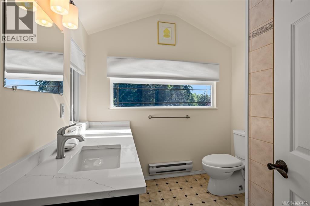 6392 Island Hwy N, Courtenay, British Columbia  V9J 1T7 - Photo 58 - 1020462