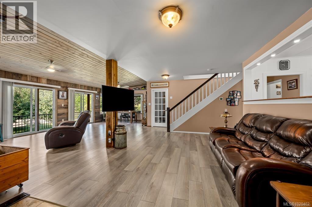 6392 Island Hwy N, Courtenay, British Columbia  V9J 1T7 - Photo 68 - 1020462