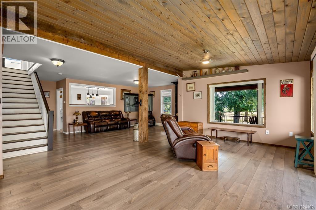 6392 Island Hwy N, Courtenay, British Columbia  V9J 1T7 - Photo 64 - 1020462