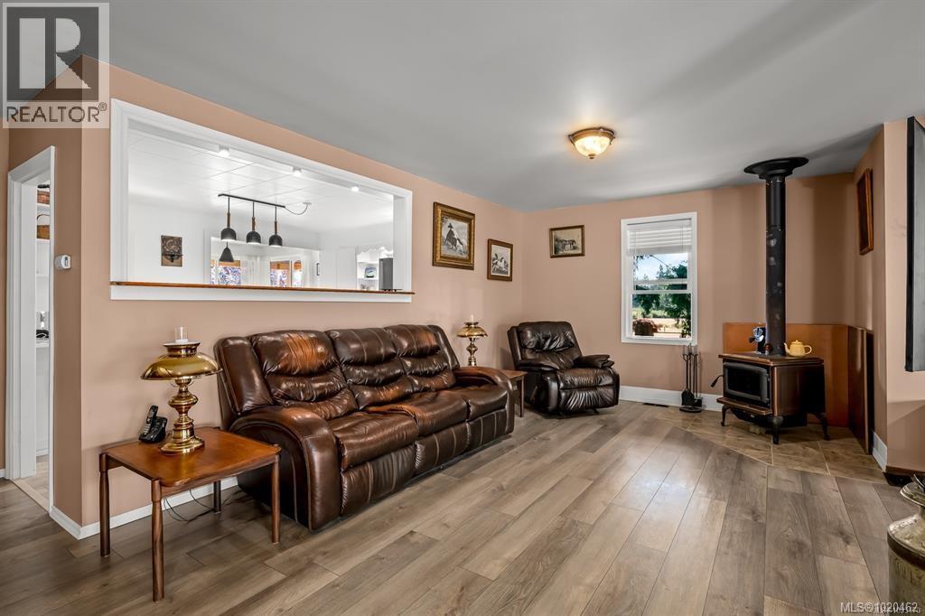 6392 Island Hwy N, Courtenay, British Columbia  V9J 1T7 - Photo 66 - 1020462